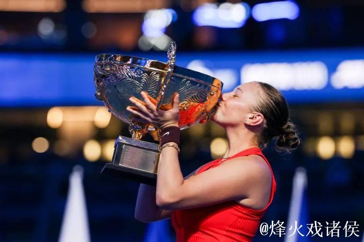 阿尼西莫娃直落两局击败高芙 挺进中网女单决赛 阿尼西莫娃直落两局击败高芙 挺进中网女单决赛